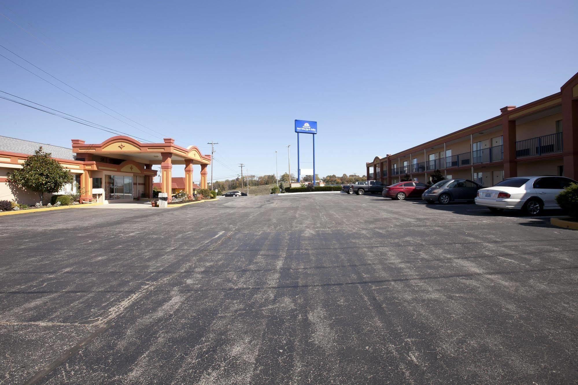 Americas Value & Motel Williamstown