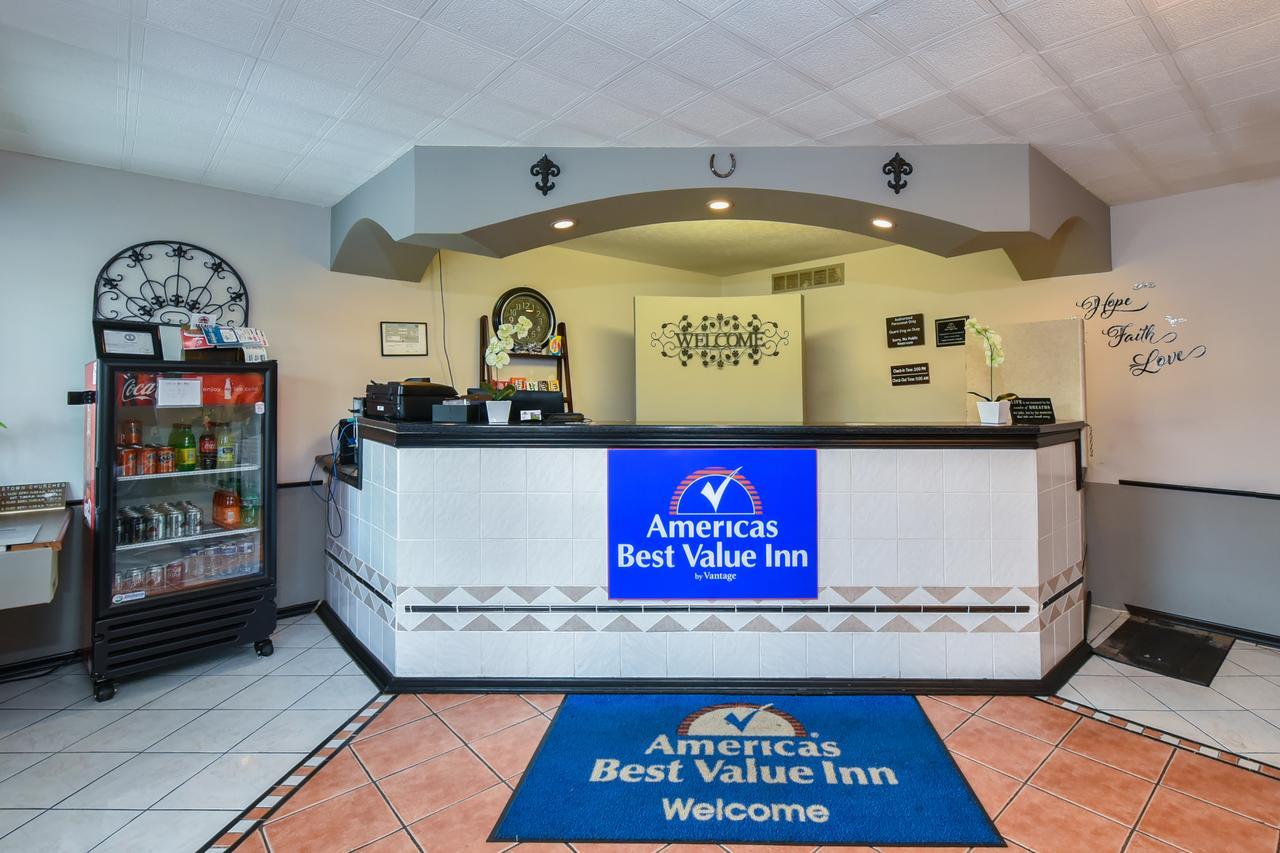 Americas Value & Motel Williamstown