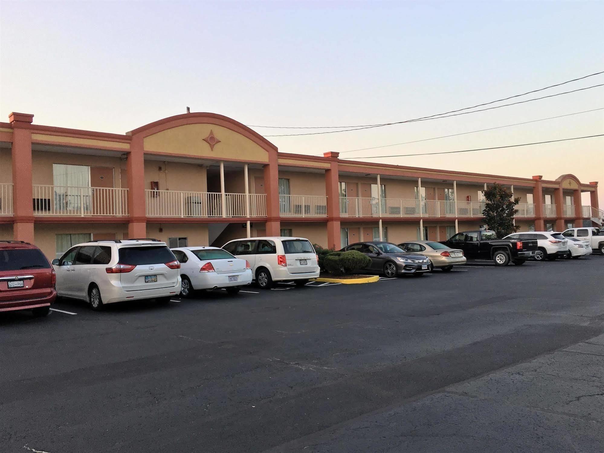 Americas Value & Motel